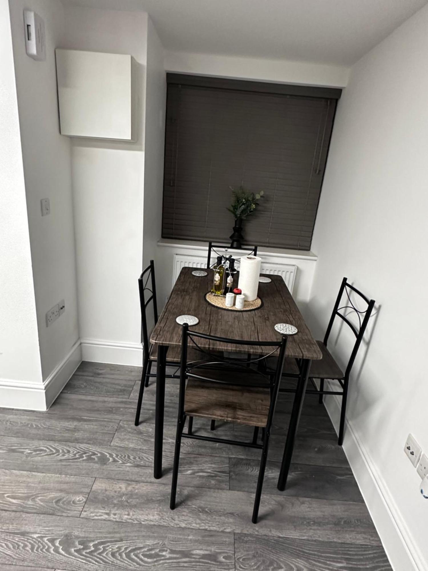 Stunning 2-Flat In Leicester! Exteriör bild
