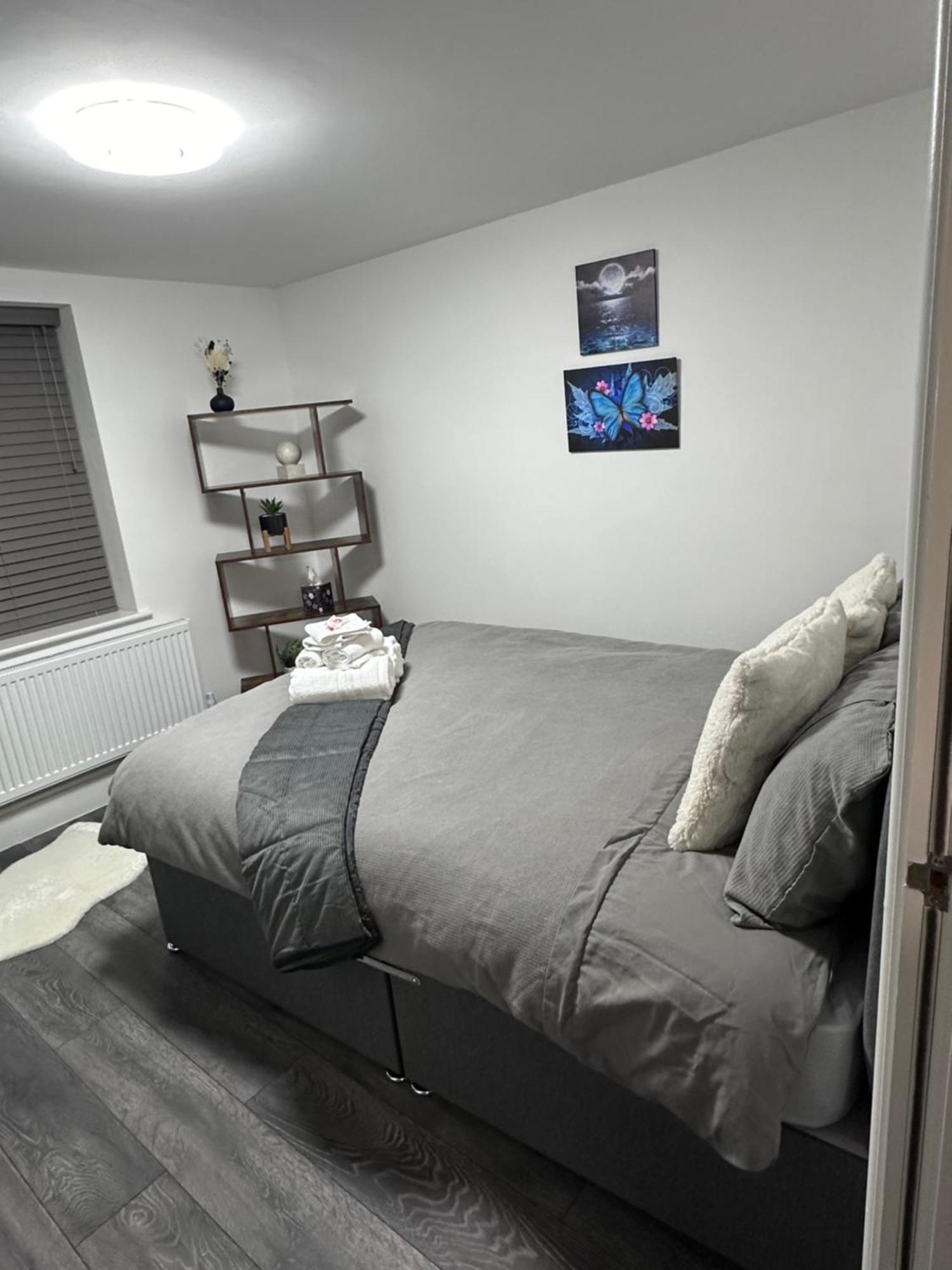 Stunning 2-Flat In Leicester! Exteriör bild